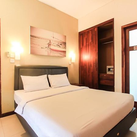Kuta Legian Inn Exterior foto