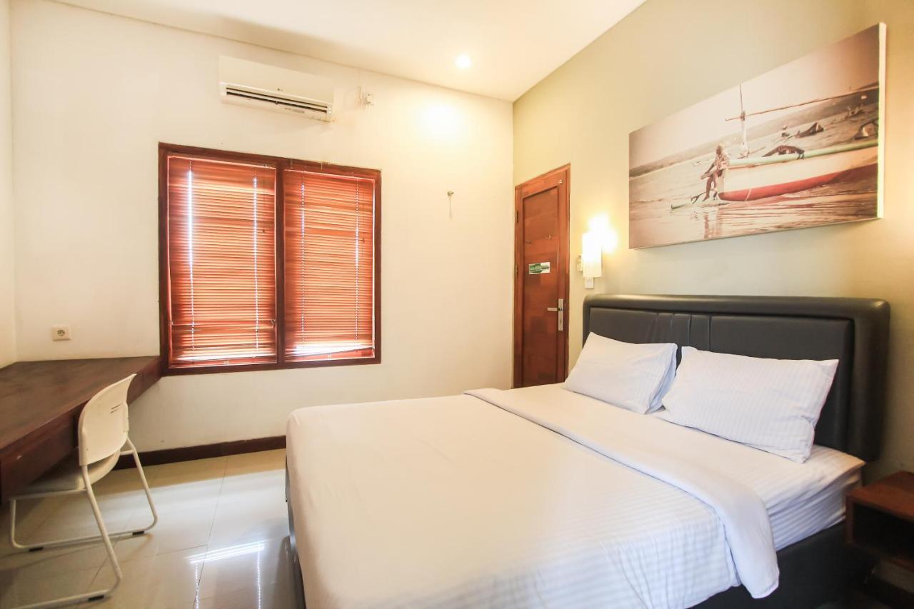 Kuta Legian Inn Exterior foto